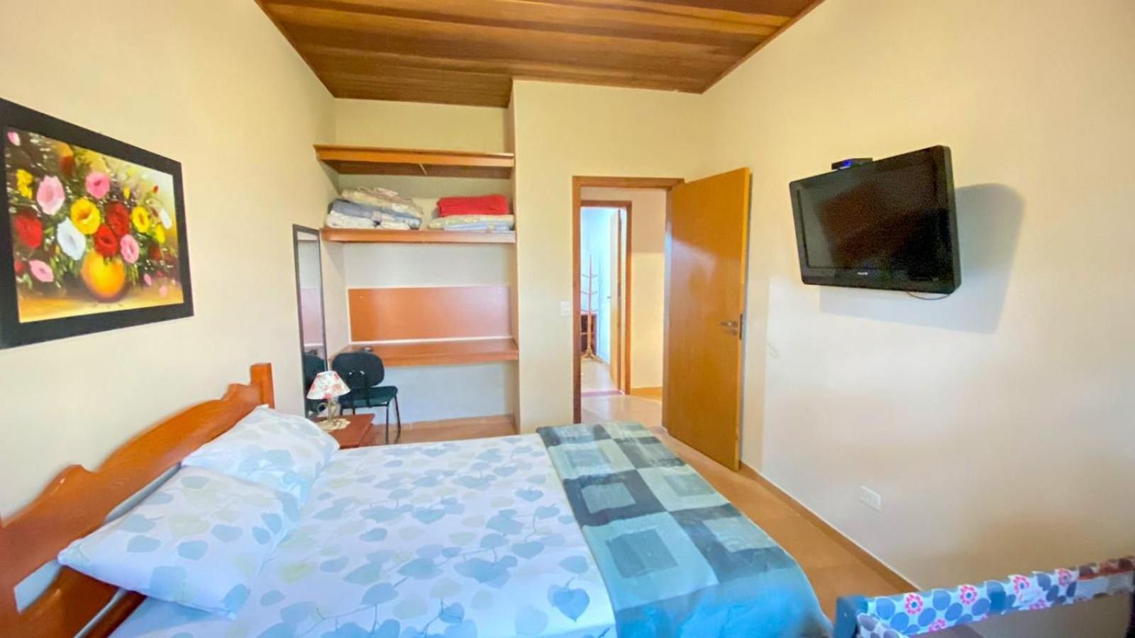 Casa De Campo Araxa Na Montanha Com Piscina ピラカイア エクステリア 写真