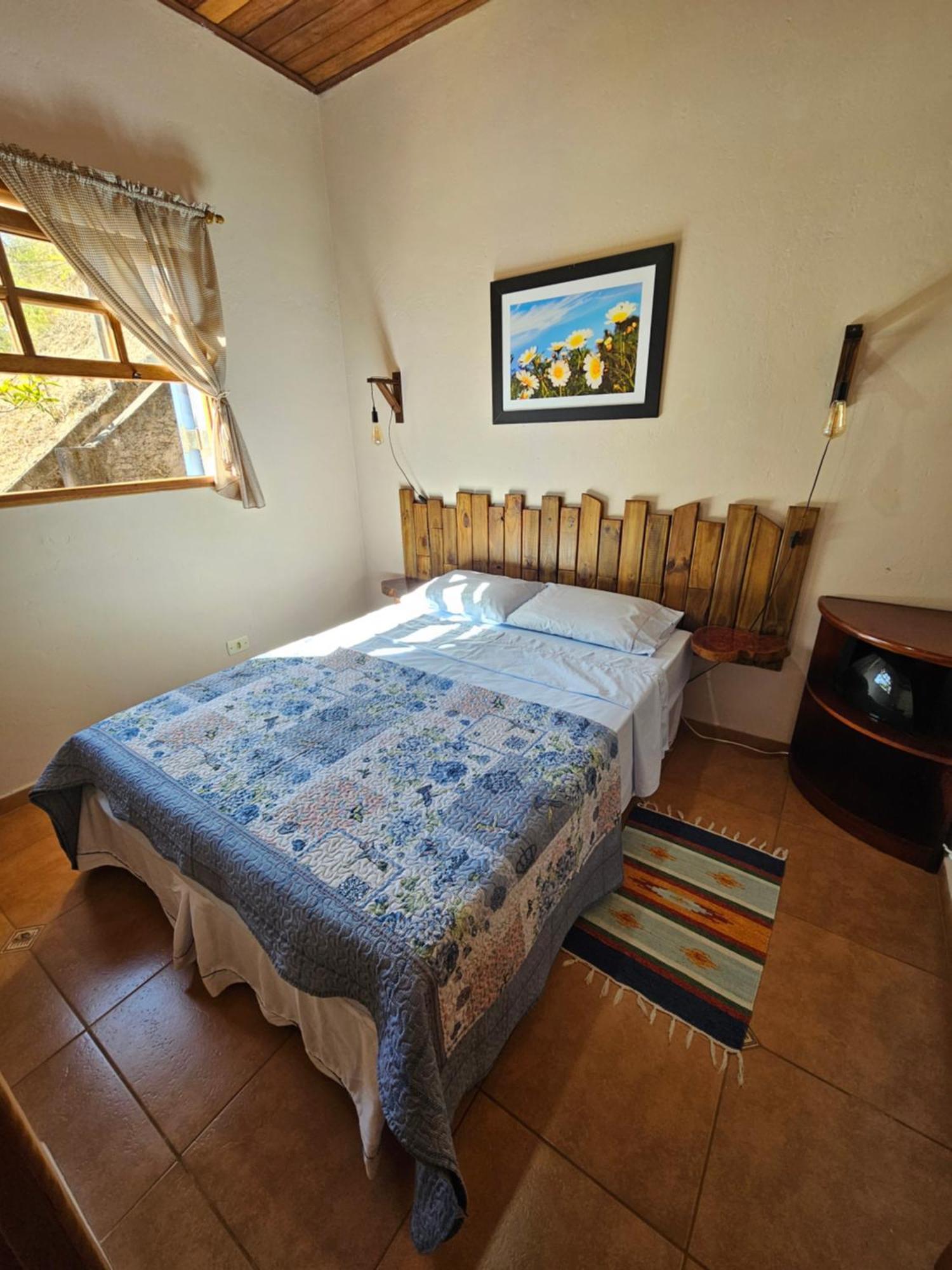 Casa De Campo Araxa Na Montanha Com Piscina ピラカイア エクステリア 写真