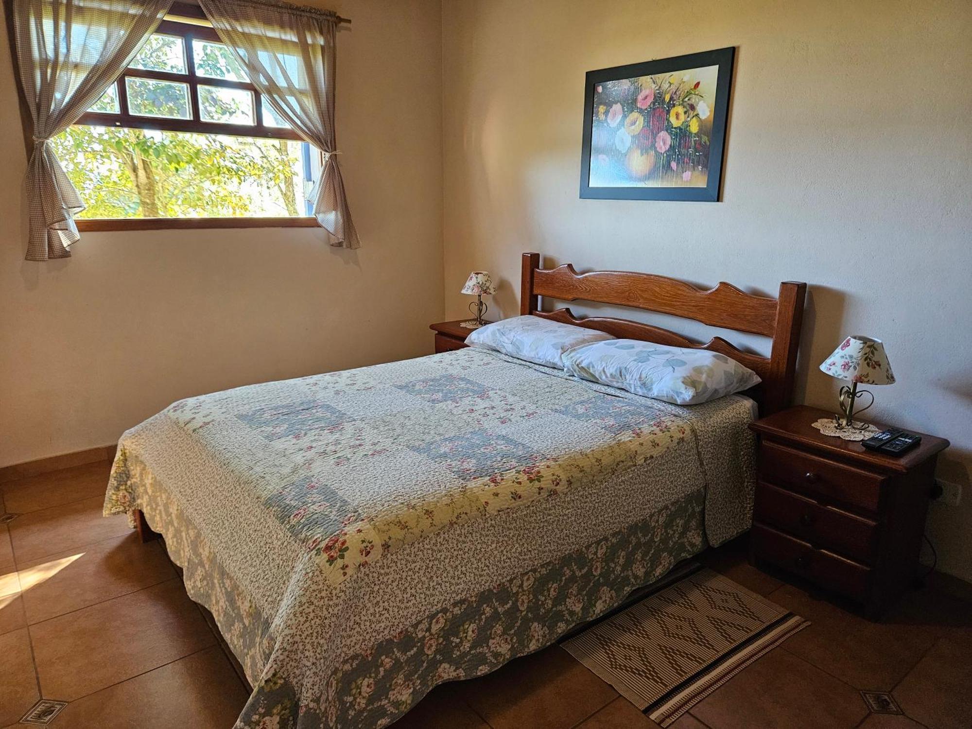 Casa De Campo Araxa Na Montanha Com Piscina ピラカイア エクステリア 写真